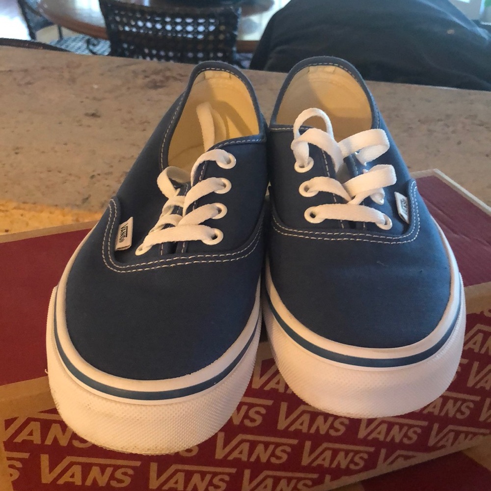 Girls blue vans size 7